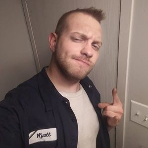 Meet your Posher, Wyatt